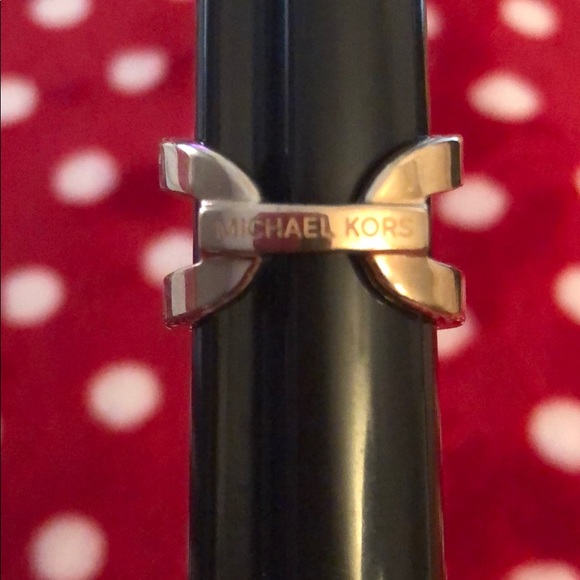 Michael Kors rose gold pave ring - Picture 3 of 6